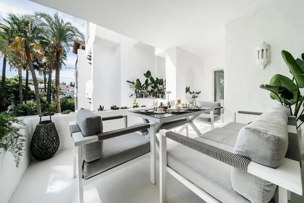 Luxury Apartment In Puerto Banus La Alcazaba Marbella
