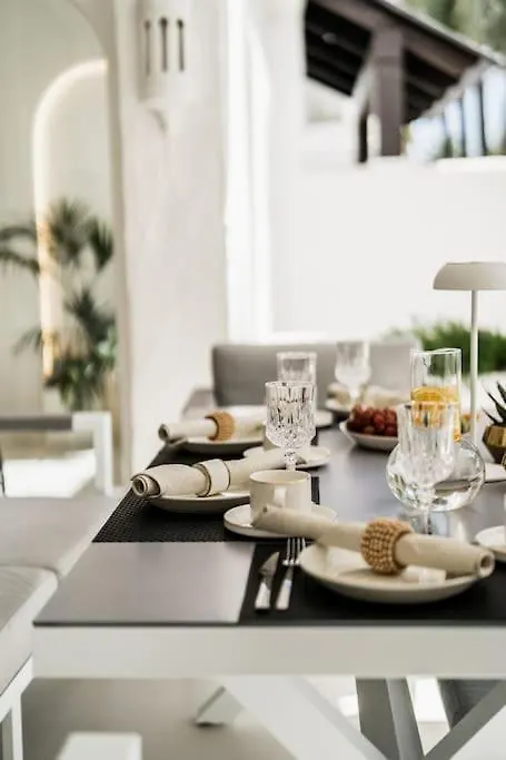 Luxury Apartment In Puerto Banus La Alcazaba Marbella