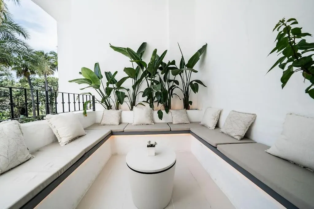 Luxury Apartment In Puerto Banus La Alcazaba Marbella