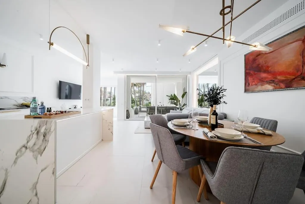 Luxury Apartment In Puerto Banus La Alcazaba Marbella 0*,  Spain