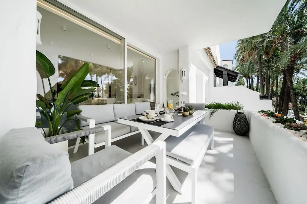 Luxury Apartment In Puerto Banus La Alcazaba Marbella Spain