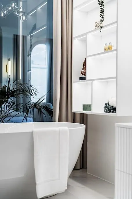Luxury Apartment In Puerto Banus La Alcazaba Marbella