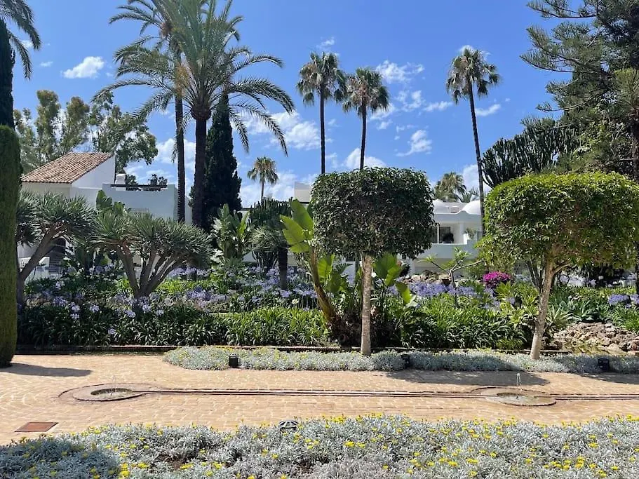 Luxury Apartment In Puerto Banus La Alcazaba Marbella