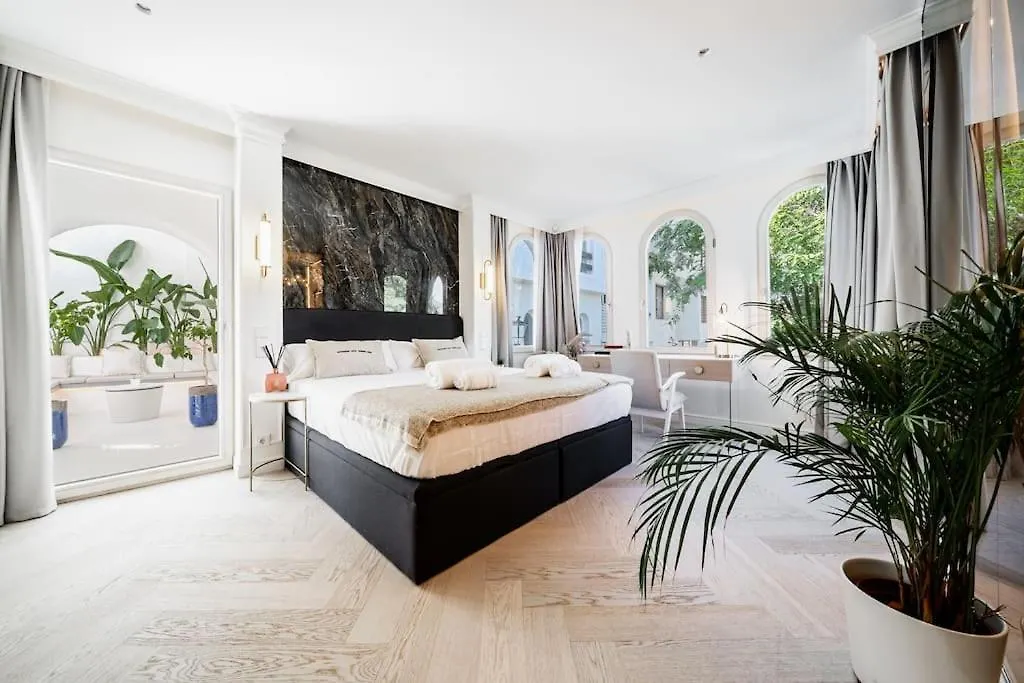 Luxury Apartment In Puerto Banus La Alcazaba Marbella